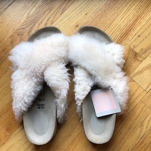 Papillon by Birkenstock Daytona shearling slides
